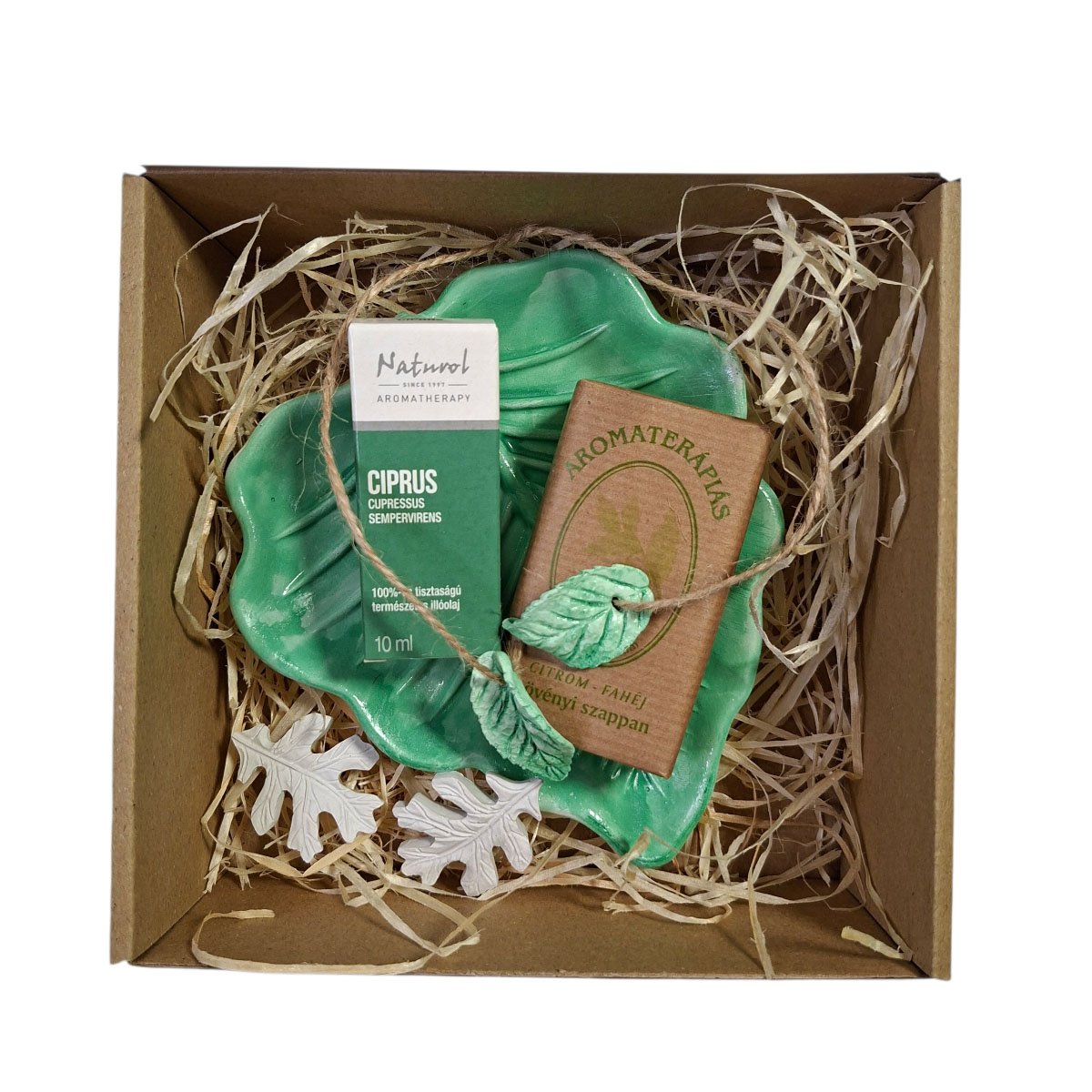 Fényerdő kézműves ajándékcsomag ciprus illóolajjal és levél tálkával – VITALUX uniszex wellness box
