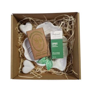 Rezdülés ajándékcsomag ciprus illóolajjal, szappannal és kézműves levél tálkával – VITALUX uniszex relaxáló box